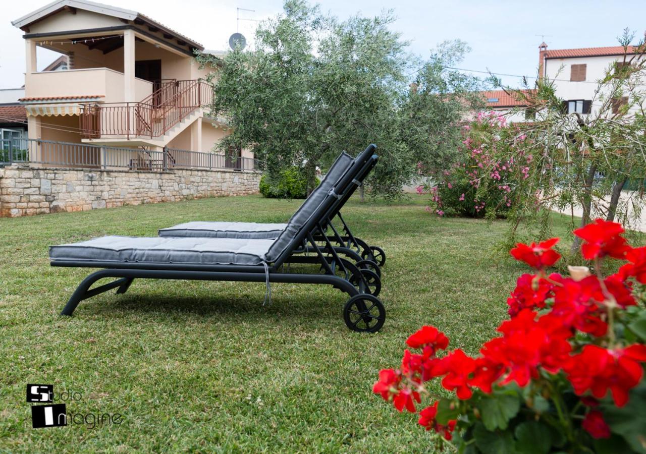 Charming Stone Cottage By The Sea Umag Exterior photo